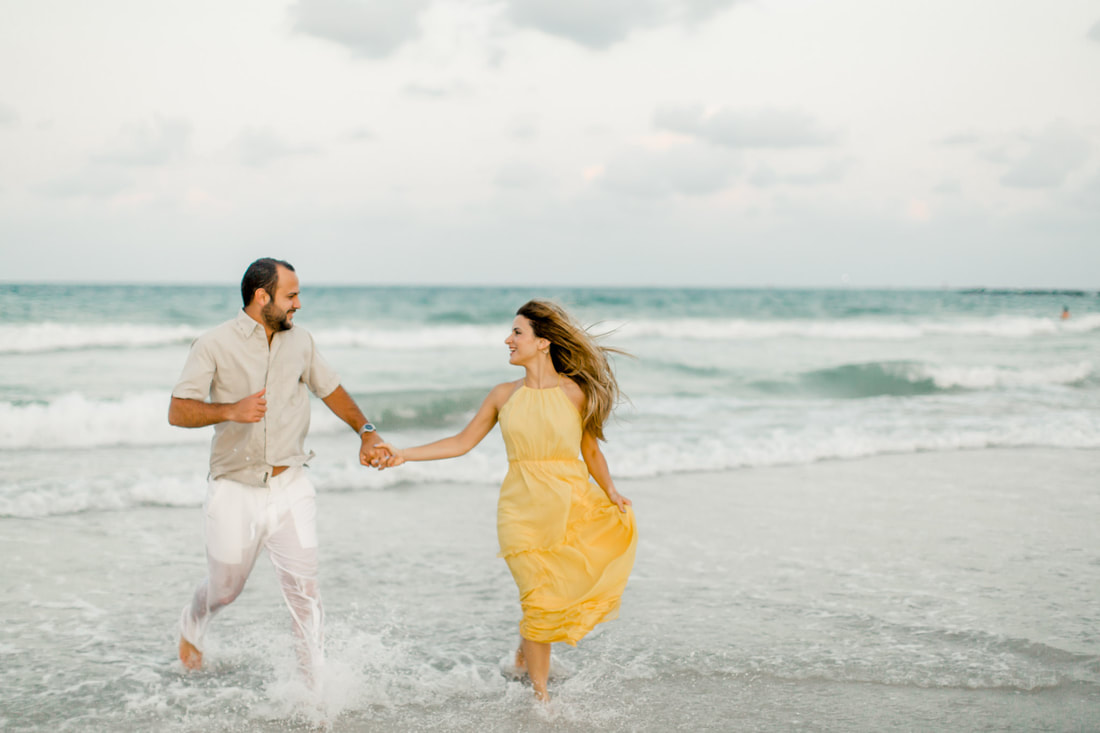 Miami-Wedding-Photograher-Raleigh-Wedding-Photographer-beach-engagement