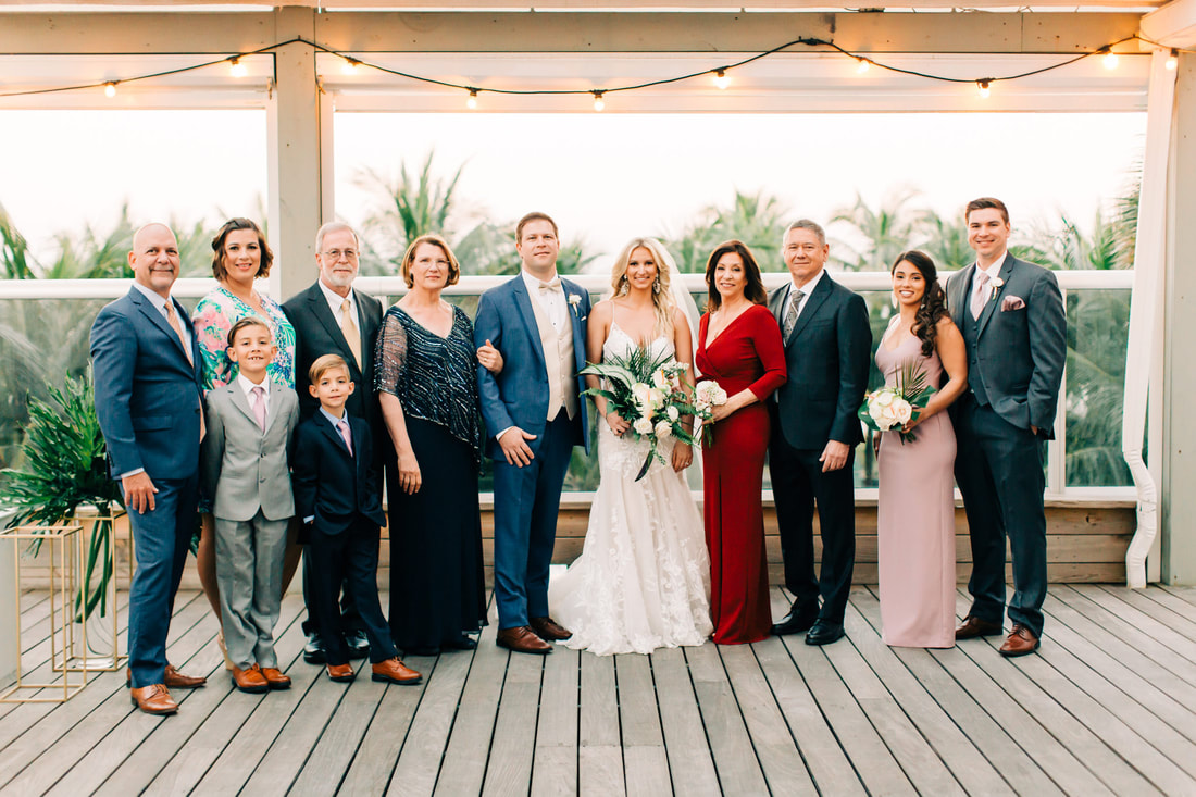 Raleigh Wedding photographer, Confidante Hotel Wedding, Miami wedding photographer, wedding party poses, family portrait